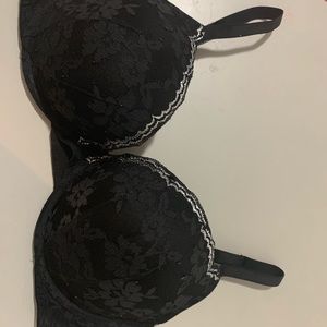 Victoria secret push up bra 34DDD